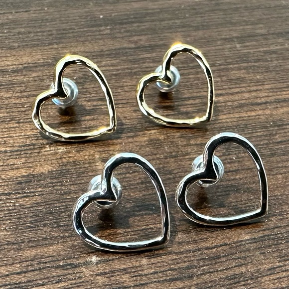 NWOT STELLA & DOT HEART EARRINGS - Picture 2 of 2